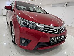 Toyota Corolla Altis 1.6L CVT Elegance LED Keyless 2015 Red